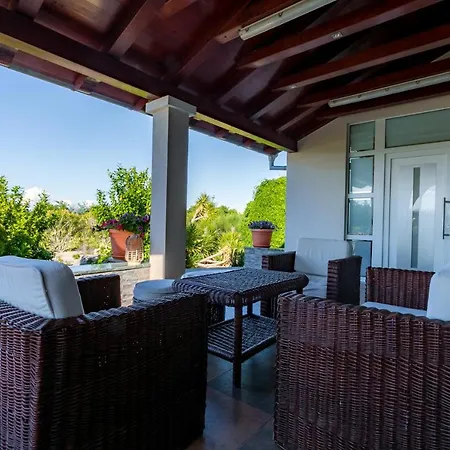 Perini Dvori Villa *